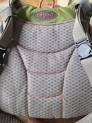 Fischteich Savage Creek Chest Pack 7" geformte Fronttasche Fliegenfischen - Bild 10 von 14