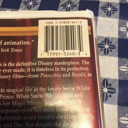 Vintage 1994 VHS WALT Disney Snow White And The Seven Dwarfs USED like NEW - Picture 9 of 24