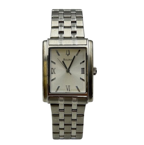 Bulova Tank Quartz Herrenuhr - silberne rechteckige Lünette, römische Ziffern " - Bild 1 von 7