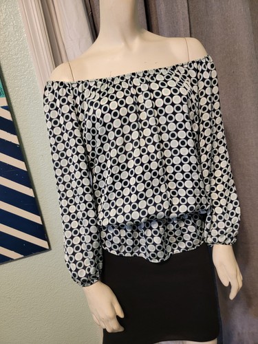 Vince Camuto Peplum Off Shoulder Geometric Print Blouse SZ M - Picture 1 of 8