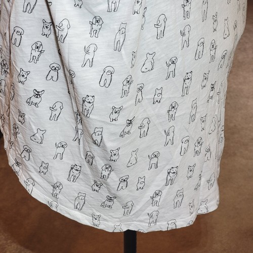 Torrid Classic Fit 6 White Tee With Dogs Printed - Picture 6 of 9