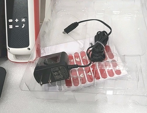 Motorola Solutions Red Cross T478 Talkabout Rechargeable 35-Mile 2-Way Radio  - Picture 12 of 17