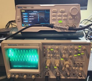 Tektronix 2465B 400MHz 4-Channel Oscilloscope (no probes, Test 04 Fail 13)