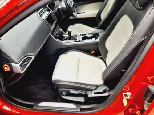 2016 Jaguar XE 2.0d R-Sport Euro 6 (s/s) 4dr SALOON Diesel Manual - Picture 12 of 23