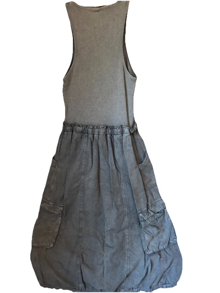 Vestido sin mangas Anthropologie Daily Practice Be Bold Twofer cargo XSP minimalista Foto 4 de 4