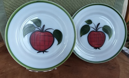 Two Vintage Hazel Atlas Hand Painted Luncheon Plates Green Rim - Picture 2 of 10