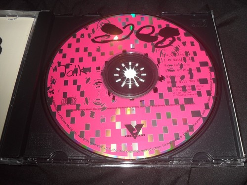 YES Talk (1994) Victory Music original LIKE NEW CD - Picture 2 of 3