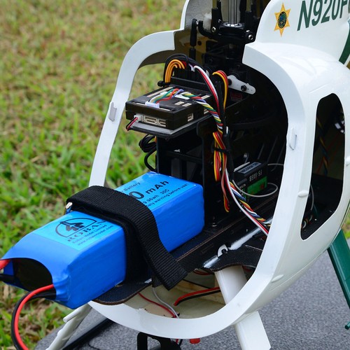Roban 470Size RTF MD500E RC Helicopter 2 blades Green White Hughes GPS Model - Picture 13 of 17