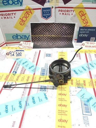 1990 1991 1992 MERCEDES-BENZ 500SL 5.0L INTAKE THROTTLE BODY HOUSING w/ Linkage  - Picture 4 of 9