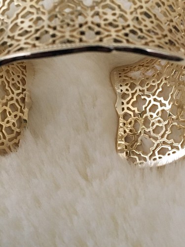 Fabelhaftes Kendra Scott Candice Gold Armreif Armband in Goldmedaillon ��filigran - Bild 8 von 12