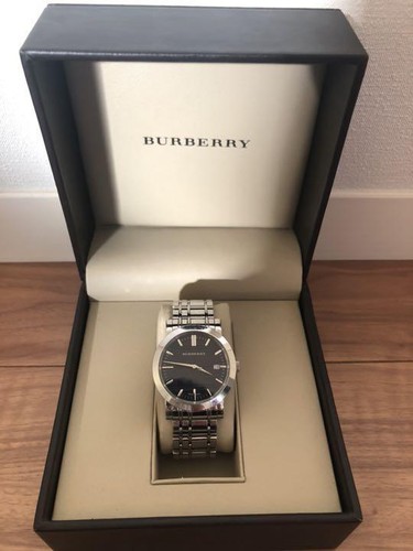BURBERRY BU1362 Navy Dial Date Quartz Men's Watch Excellent W / Box