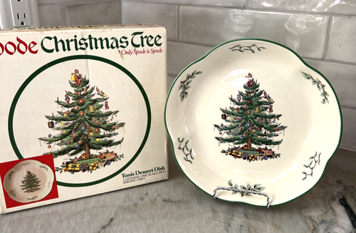 Spode Christmas Tree 8 1/2" Tunis Dessert Jakobsmuschel Schale. England New Old Stock - Bild 1 von 8