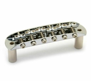 Fender 008-1239-049 Mustang Bridge