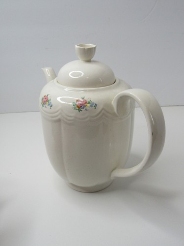 Teapot Tea Pot Tabletops Unlimited Studio White Floral 6 1/2" Ht to Rim USS1 - Picture 4 of 9