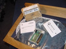 Allen Bradley 1769-IQ16 16 Point 24 VDC Sink/Source Input Series A, Rev 2 Used!