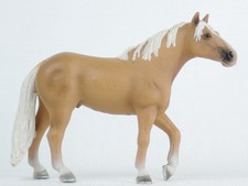 schleich palomino