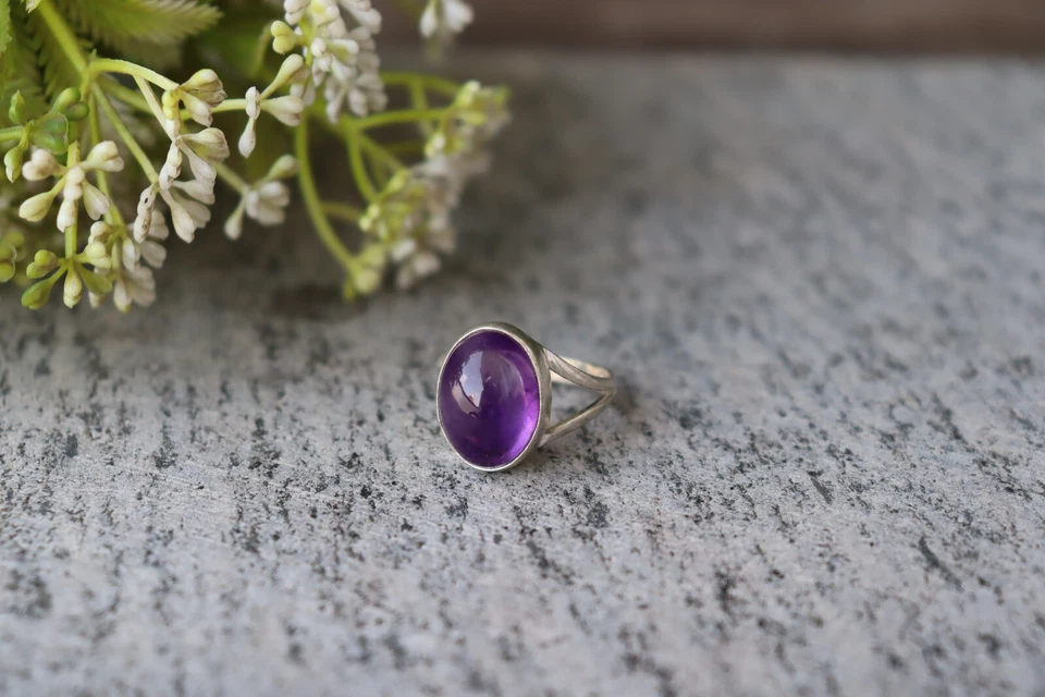Purple Amethyst Ring, 925 Silver Ring, Oval Gemstone Ring, Handmade Dainty Ring - Image 2 of 4