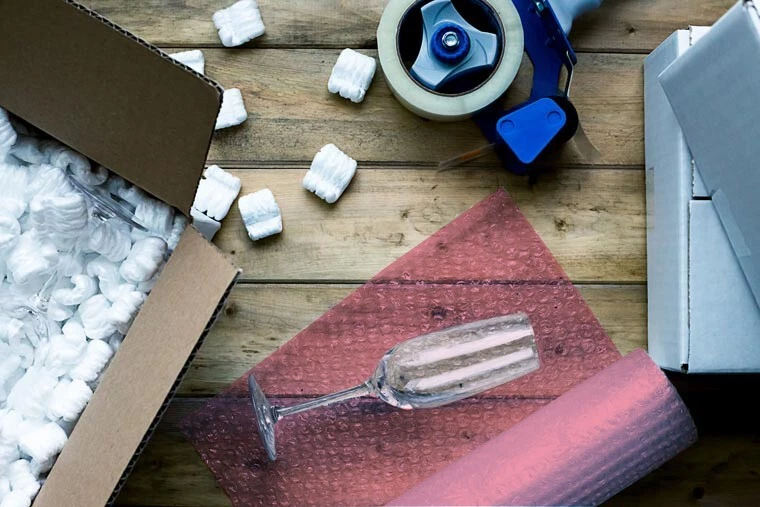 Small Bubble Cushioning Wrap Anti-Static Roll 100 ft x 12'' Wide - Image 4 of 4