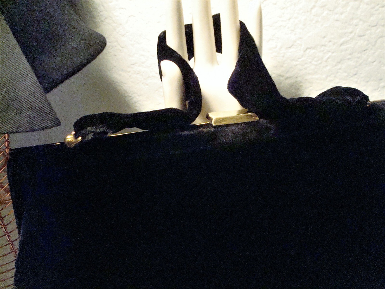 Picture 3 of 8