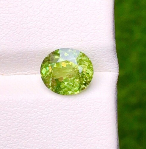 2.44CT FABULOUS VERY RARE SUPERB GREEN 100% NATURAL DEMANTOID GARNET - Picture 1 of 4