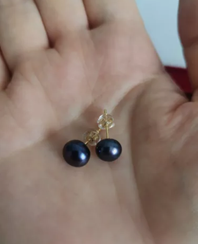 A pair AAAA+ 7-8mm Natural South sea black Pearl Stud Earring - Picture 3 of 8