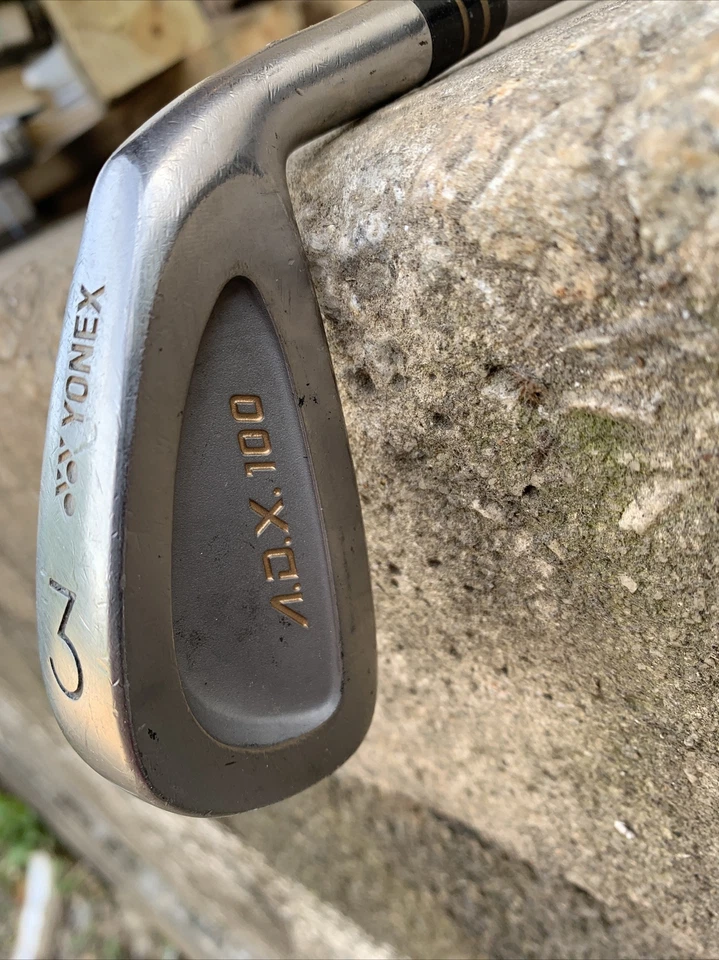 Eje de grafito flexible regular de hierro Yonex ADX 100 3 39 pulgadas Foto 2 de 4