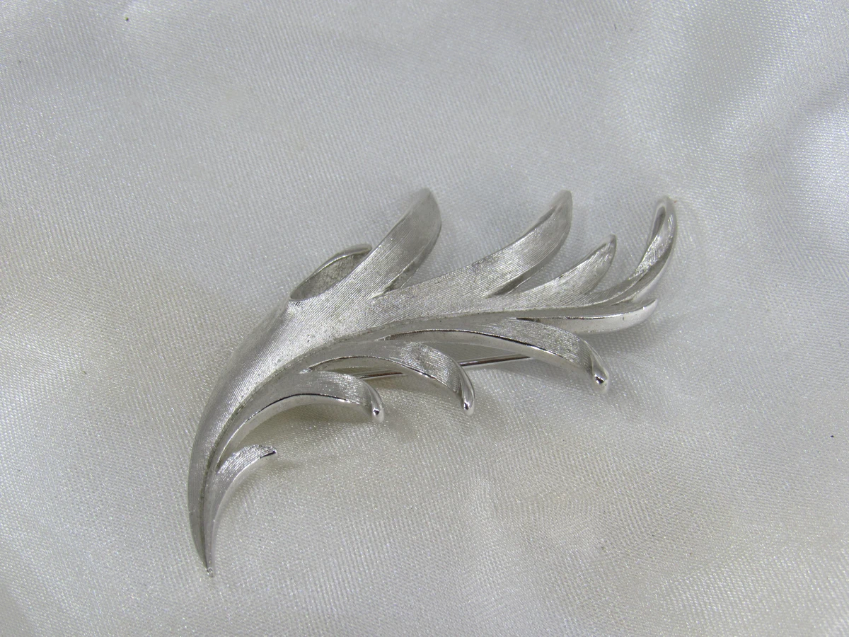 Vintage Crown Trifari Brushed Silver Tone Slender Leaf Frond Pin