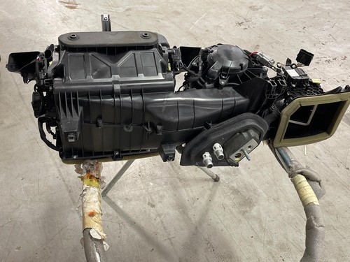 2015-23 Ford Mustang HVAC Dual Climate Control Box Assembly 197 - Picture 8 of 8