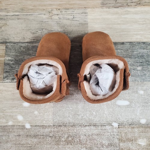UGG Baby Classic Boots Toddler Sz 4 / 5 Chestnut Suede Leather Hook & Loop - Picture 4 of 10