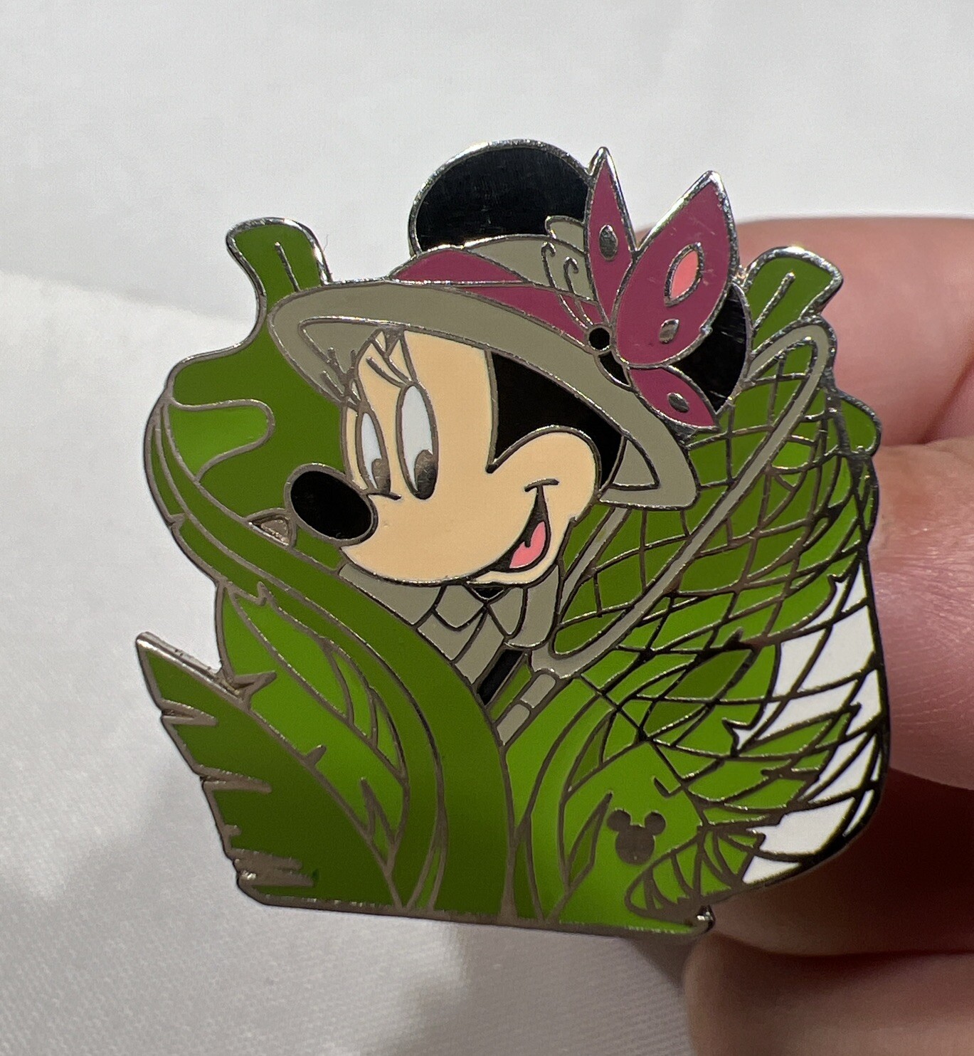 Disney pin Trading Pin Disney Pin Minnie Mouse Safari Hidden Mickey #92