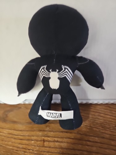 Venom Marvel 9” Posable Plush Figure Walgreens Exclusive - Picture 5 of 7
