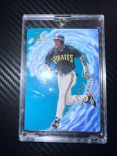 1997 (PIRATES) Flair Showcase Wave of the Future #21 Jose Guillen