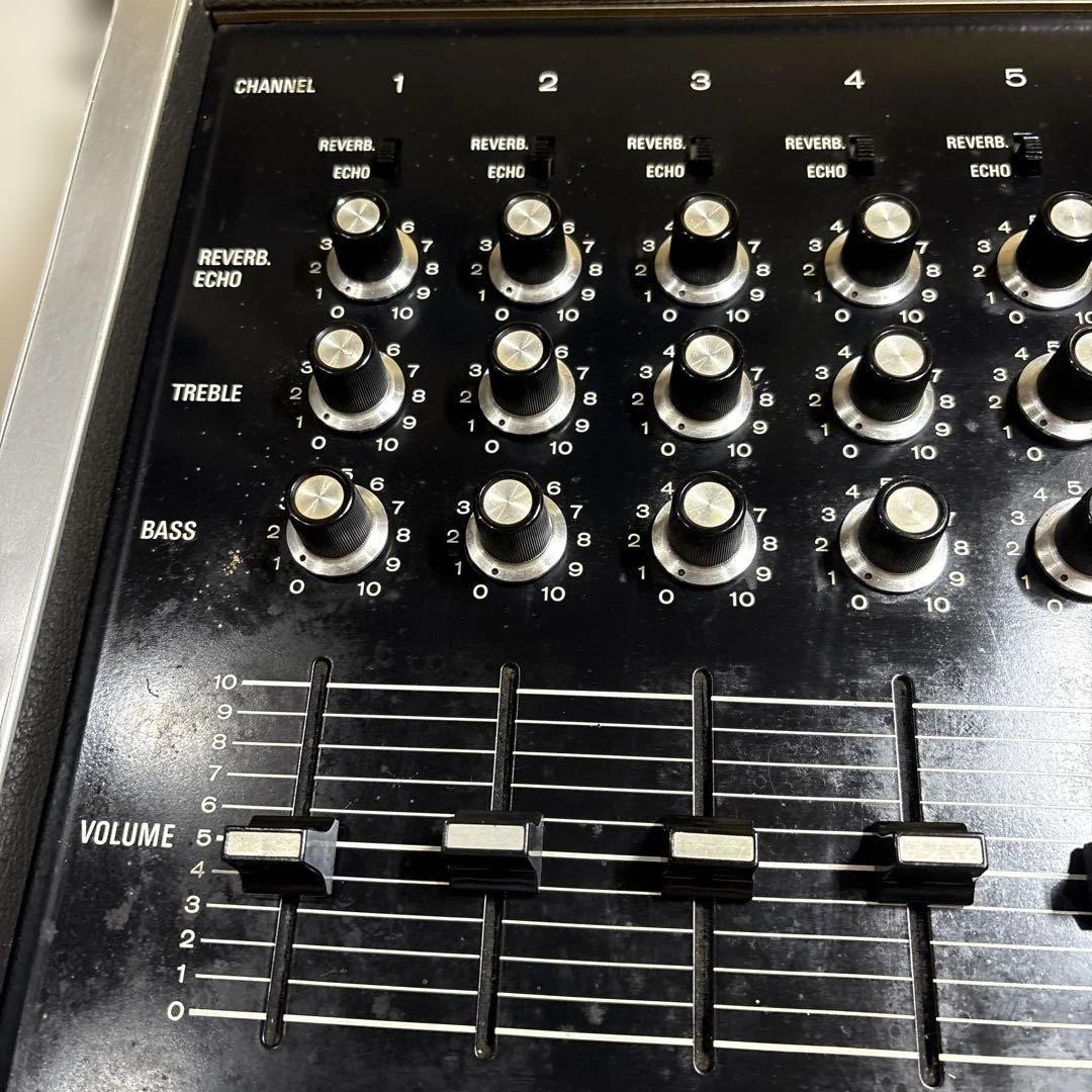 YAMAHA PM-200 8ch スプリングリバーブ内蔵ビンテージミキサー Excellent】YAMAHA PM-200 8ch Vintage Mixer w/Built-In Spring