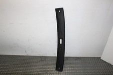 PORSCHE 944 3.0 S2 Kofferraum Boot Zierleiste 3.00 Benzin 155kw 14911567 PORSCHE 944 3.0 S2 Kofferraum Boot Zierleiste 3.00 Benzin 155kw 14911567