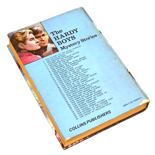 HARDY BOYS The Flickering Torch Mystery Franklin W. Dixon Rare UK Hardcover 1972 - Picture 2 of 7