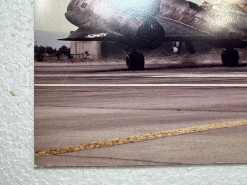 SR-71 Blackbird aterrizaje con paracaídas foto 8x10 - Imagen 7 de 9