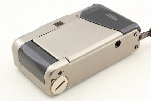 LCD Works NEAR MINT Contax T2 Silver Point & Shoot Film Camera From JAPAN - Picture 10 of 13