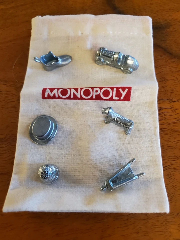 MONOPOLY YORK EDITION  Board Game (Hasbro) - Image 4 of 4