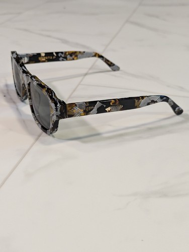 Strata Reverb Jungle Square Sunglasses Smoke Lenses Unisex w/ Soft Case - Picture 4 of 9
