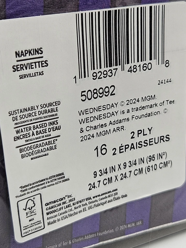 Лот товаров Среда Addams Вечеринка Стол Товары Бумажные Тарелки И 2 Упаковки Салфеток - Изображение 3 из 4