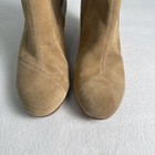 Foto 8 di 10
