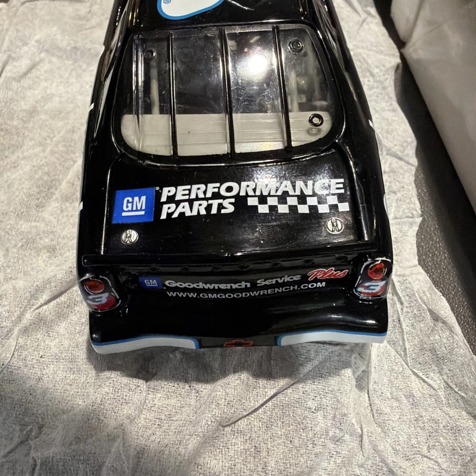 Dale Earnhardt #3 2001 Oreo Goodwrench Service 1/32 Action RCCA Club Car 1/3000 - Image 4 of 4