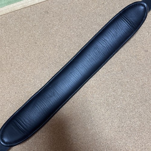 Gibson Tracolla Chitarra Pelle Nera Edizione Limitata Qualità Premium Comfort E854 - Foto 5 di 9