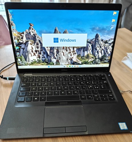 DELL LATITUDE 5400 Netbook pc portatile i7 8665U - Foto 1 di 8