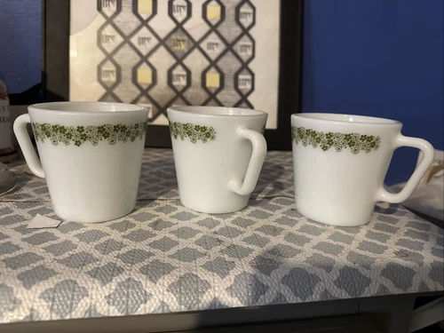Vintage Pyrex CRAZY DAISY Spring Blossom D-HANDLE Set of 3 COFFEE MUGS Cups USA