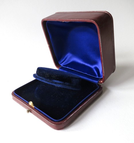 ANTIK SCHMUCK ETUI LEER SCHACHTEL BOX DOSE FÜR UHR ODER ARMBAND MONOGRAMM : A.L.