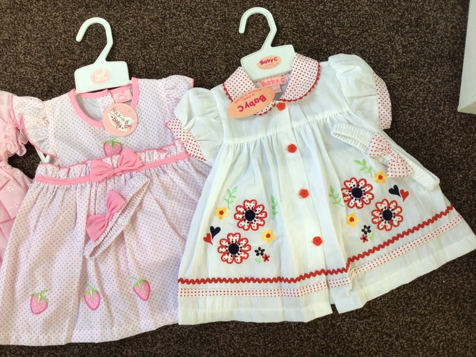 Bundle of baby girls clothes x 3 size 6-12 months  BNWT - Image 3 of 4