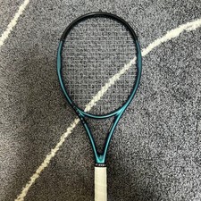 Wilson Ultra Tour V4 100 Tennis Racket