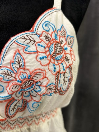 Heart Soul White Embroidered Shirred Front Spaghetti Strap Tie Back Top Size XL - Picture 2 of 6