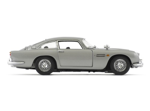 Danbury/Franklin mint 1:24 1964 Aston Martin db5 James Bond 007 Classic model 18 - Picture 5 of 21